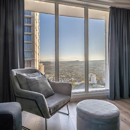 Sunrise Sky Lux Apartment, 33Rd Floor, Pool And Fitness Included Σκόπια Εξωτερικό φωτογραφία