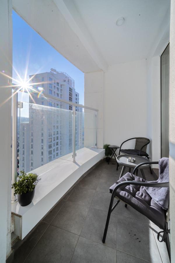 Sunrise Sky Lux Apartment, 33Rd Floor, Pool And Fitness Included Σκόπια Εξωτερικό φωτογραφία