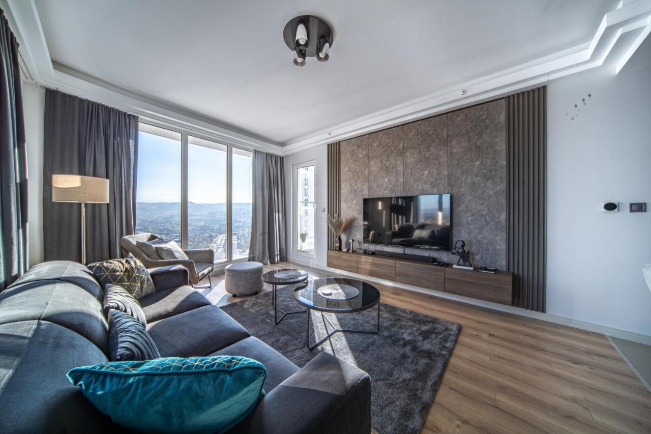 Sunrise Sky Lux Apartment, 33Rd Floor, Pool And Fitness Included Σκόπια Εξωτερικό φωτογραφία