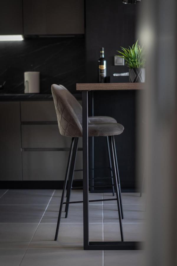 Sunrise Sky Lux Apartment, 33Rd Floor, Pool And Fitness Included Σκόπια Εξωτερικό φωτογραφία