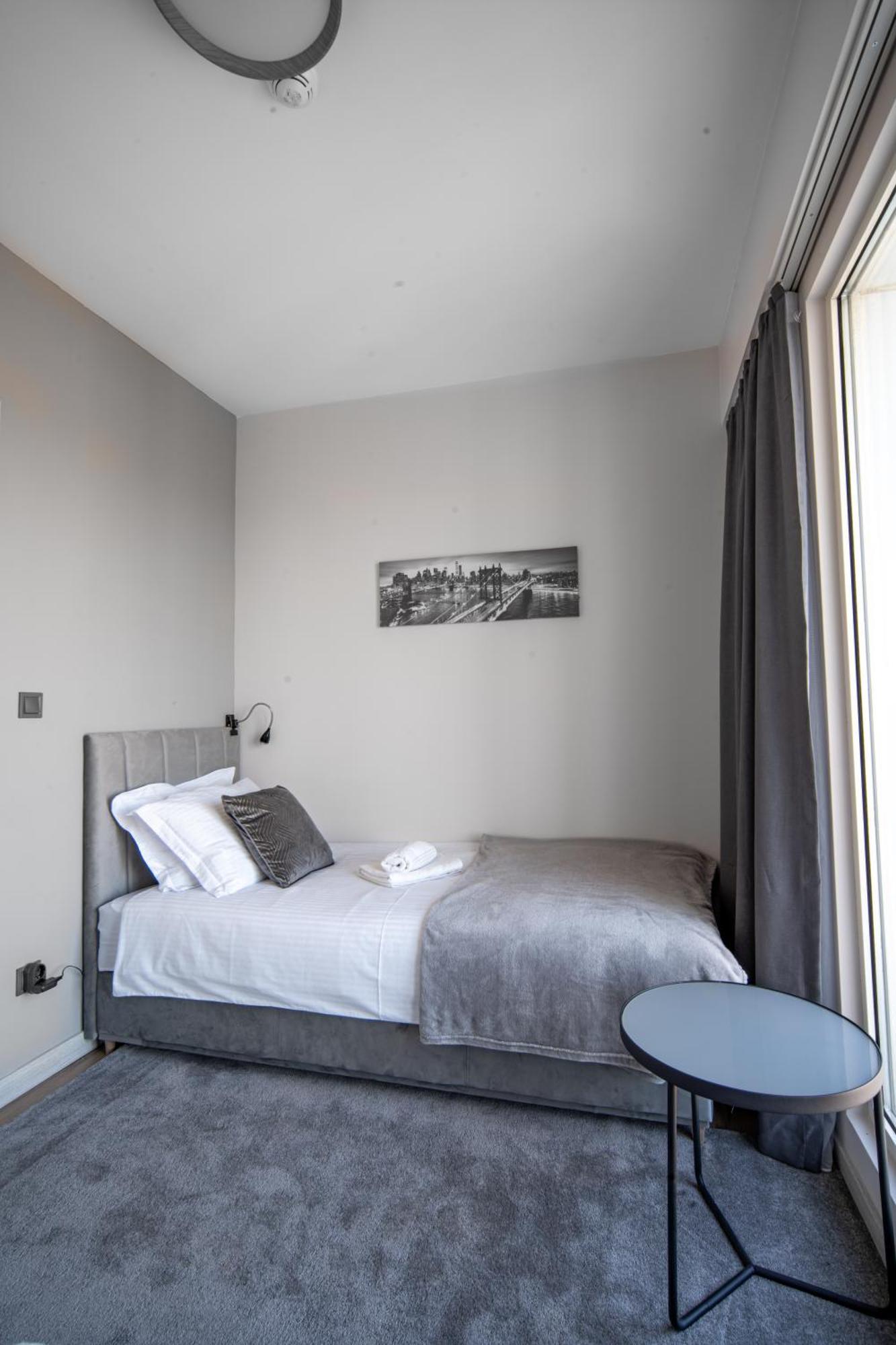 Sunrise Sky Lux Apartment, 33Rd Floor, Pool And Fitness Included Σκόπια Εξωτερικό φωτογραφία