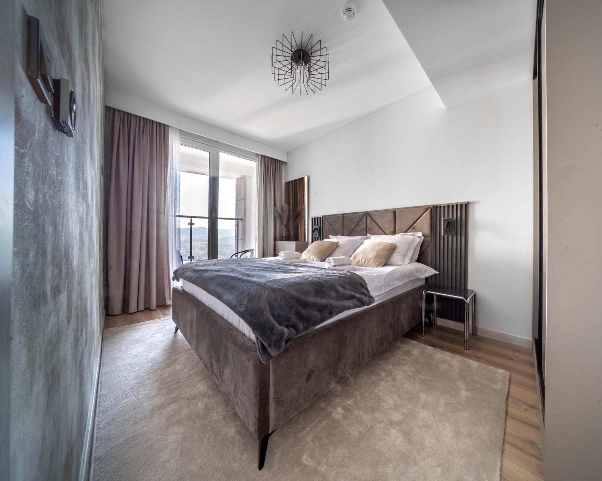 Sunrise Sky Lux Apartment, 33Rd Floor, Pool And Fitness Included Σκόπια Εξωτερικό φωτογραφία