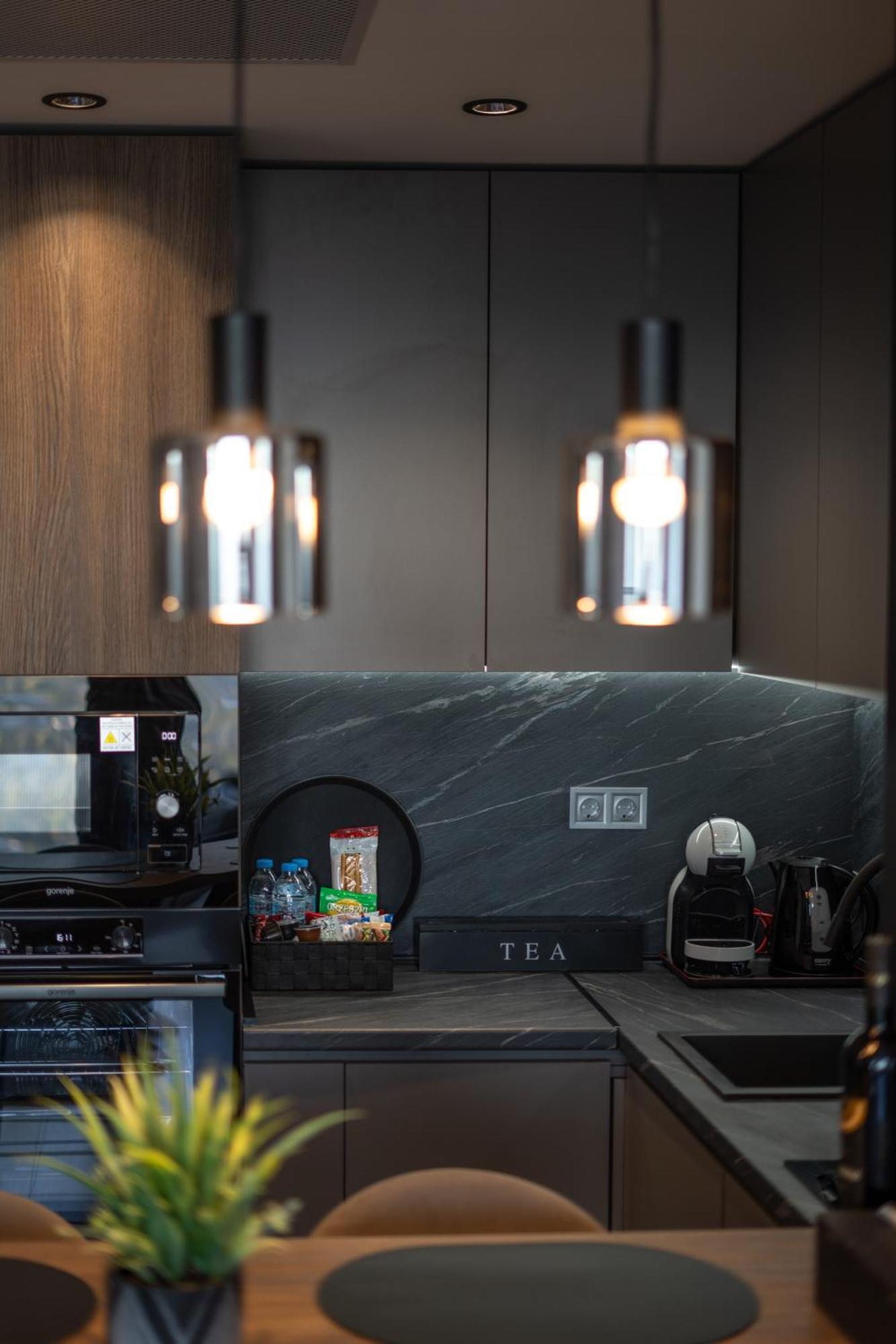 Sunrise Sky Lux Apartment, 33Rd Floor, Pool And Fitness Included Σκόπια Εξωτερικό φωτογραφία